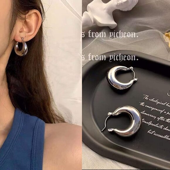 ⚡Classic Silver Hoop Earrings Women Thick Small Round Chunky Lightweight Gift - Picture 2 of 7
